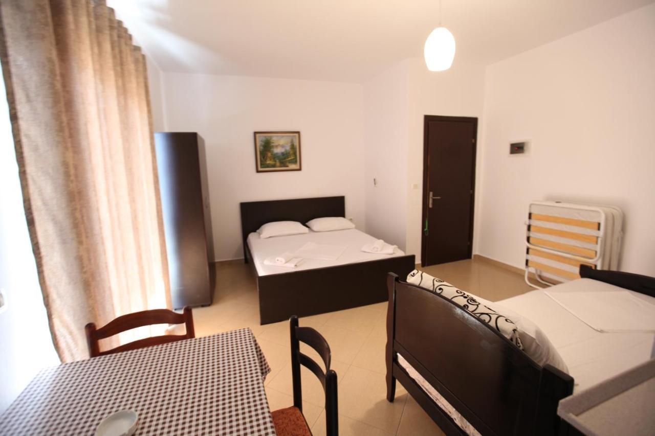 Vila Enea Εξαμίλιο Εξωτερικό φωτογραφία