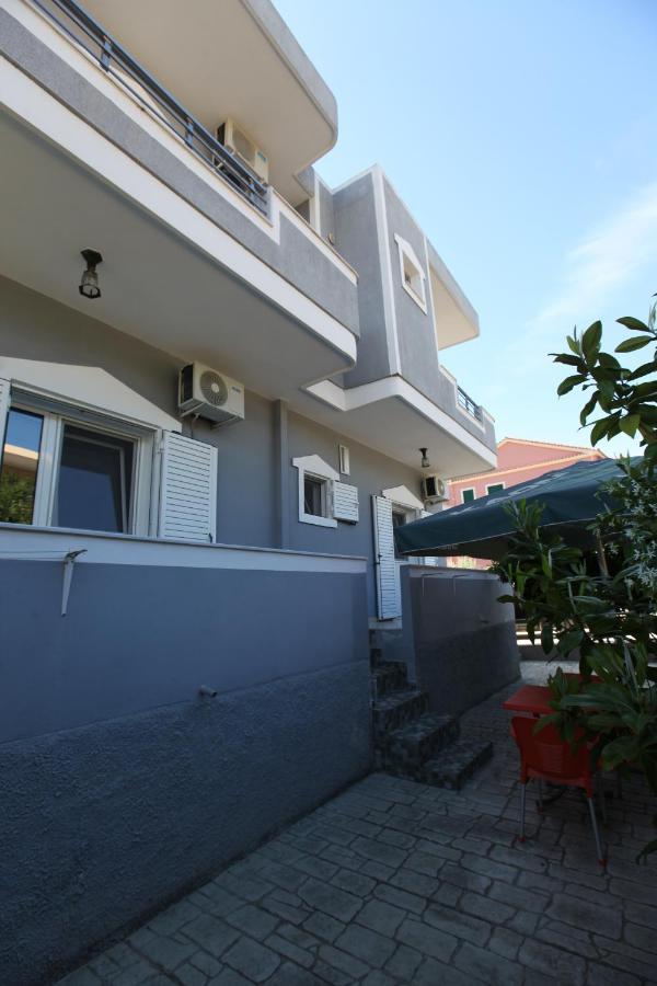 Vila Enea Εξαμίλιο Εξωτερικό φωτογραφία