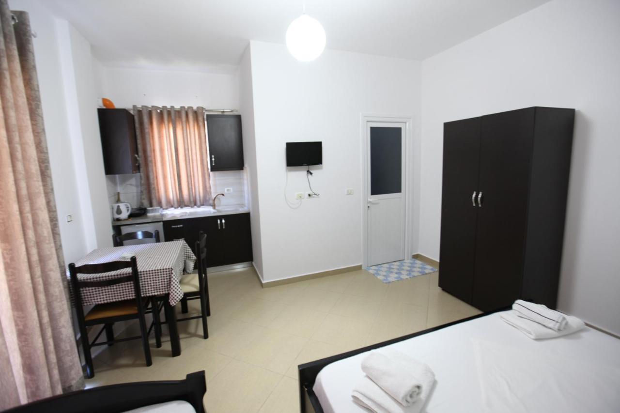 Vila Enea Εξαμίλιο Εξωτερικό φωτογραφία