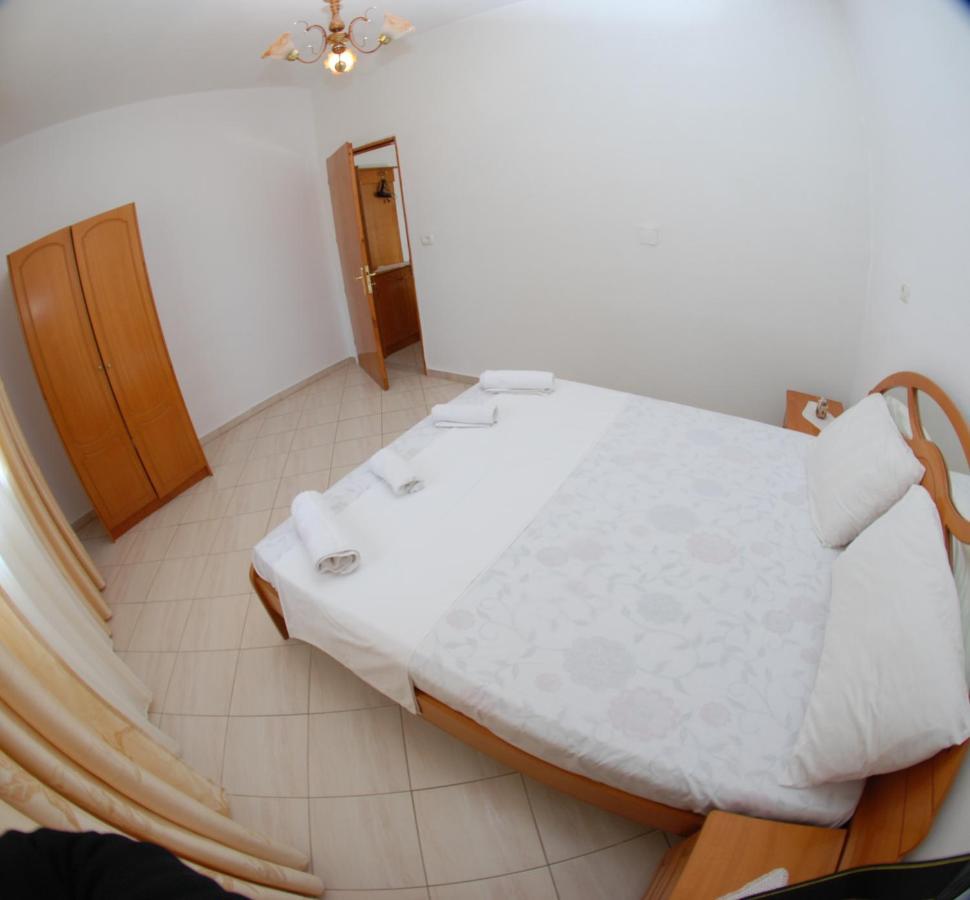Vila Enea Εξαμίλιο Εξωτερικό φωτογραφία