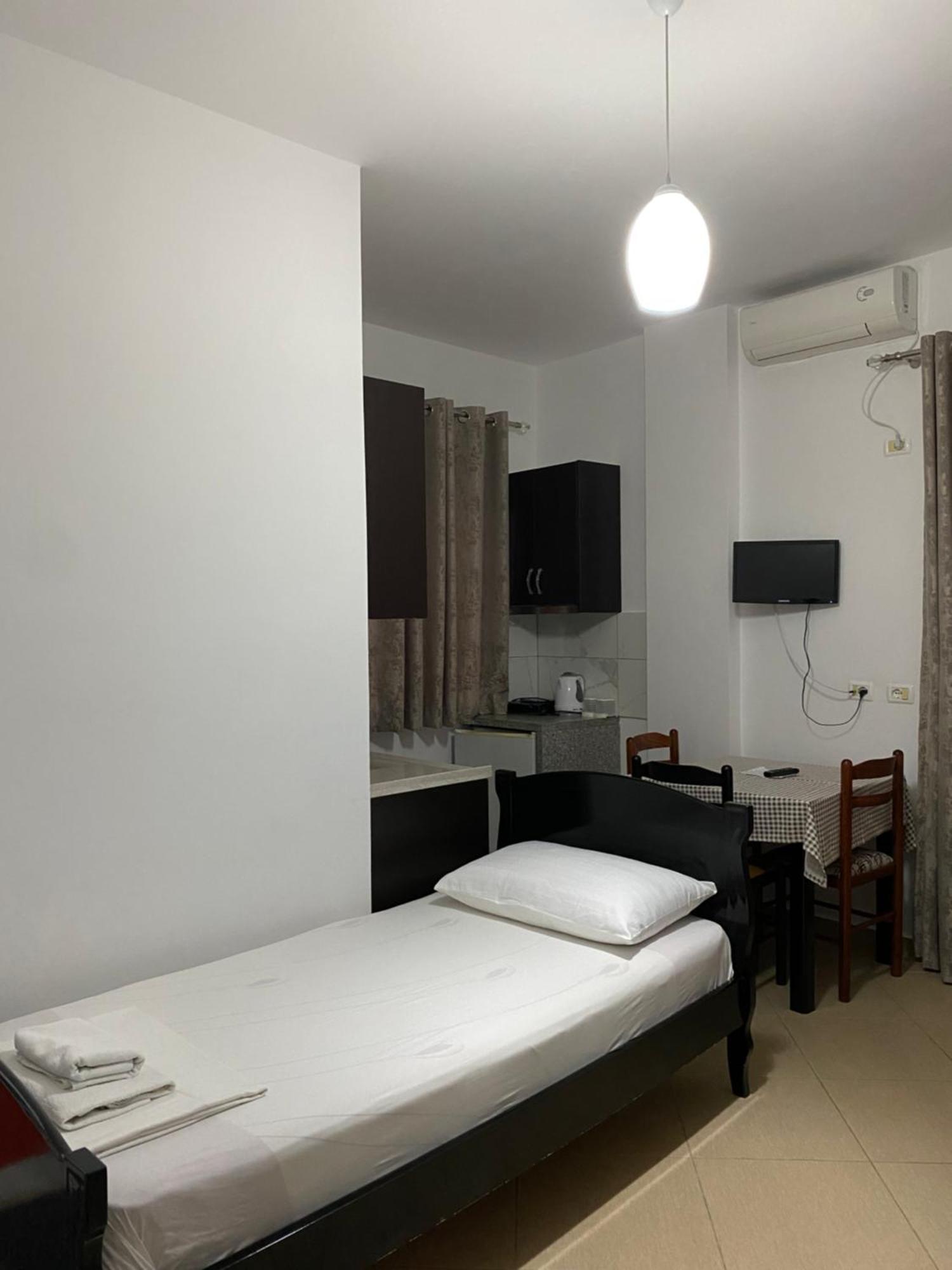 Vila Enea Εξαμίλιο Εξωτερικό φωτογραφία