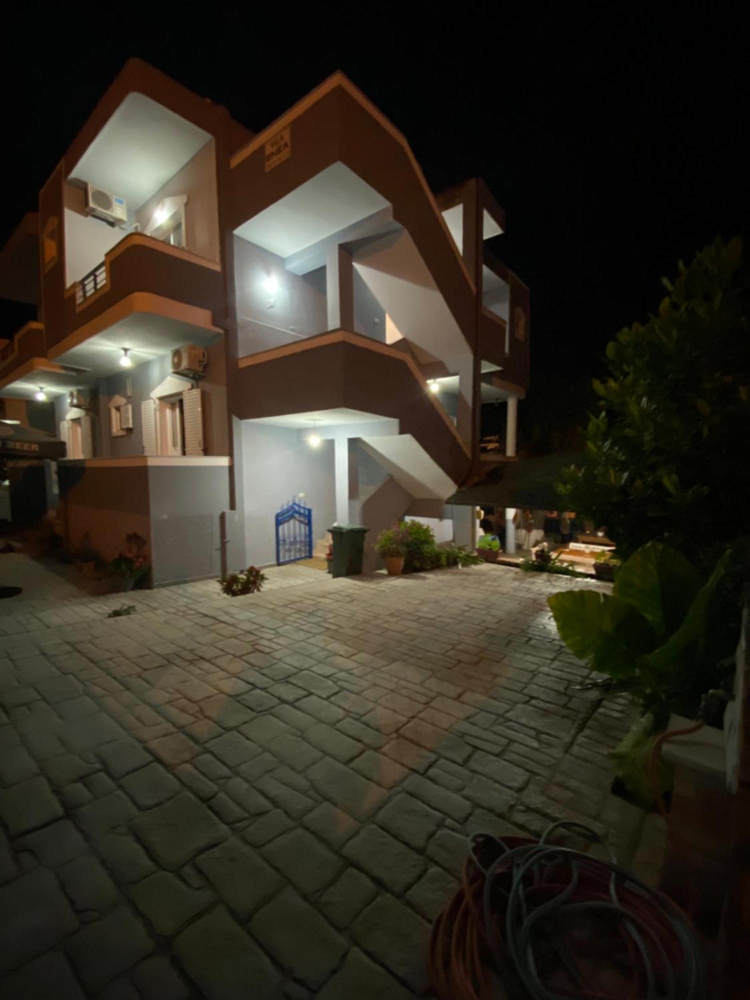 Vila Enea Εξαμίλιο Εξωτερικό φωτογραφία